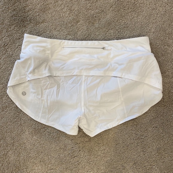 Lululemon low rise white speeds up size 6 - Picture 4 of 5
